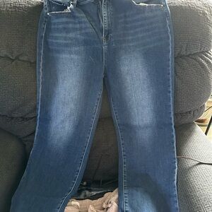 Elegant Indigo Women's Straight Leg Jeans